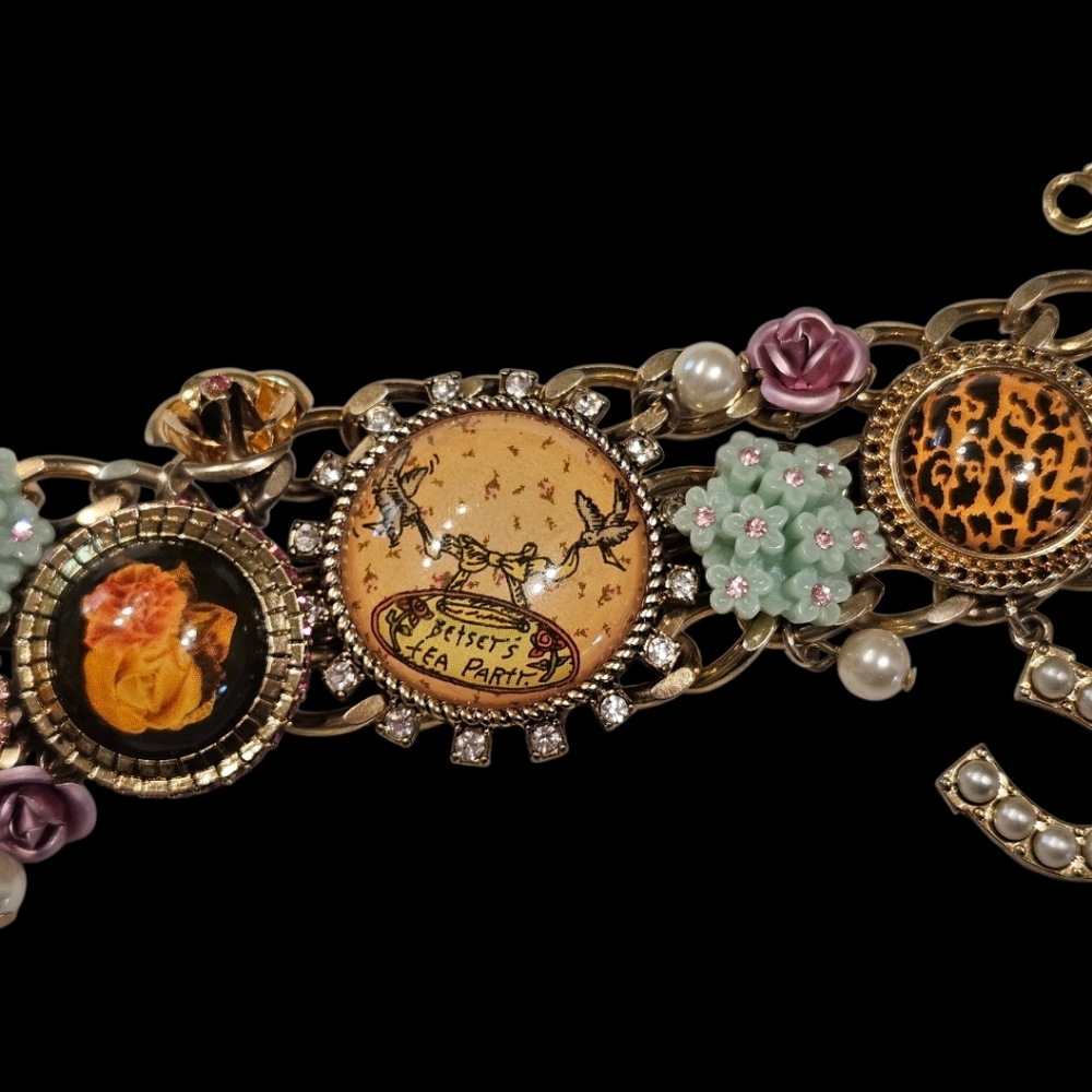 🫖Betsey "TEA PARTY" Collection Vintage Y2K Statement Charm Bracelet - NWOT